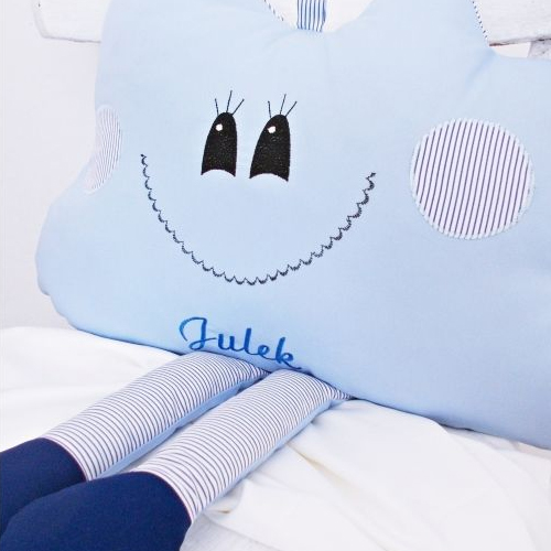 personalizowana poduszka chmurka